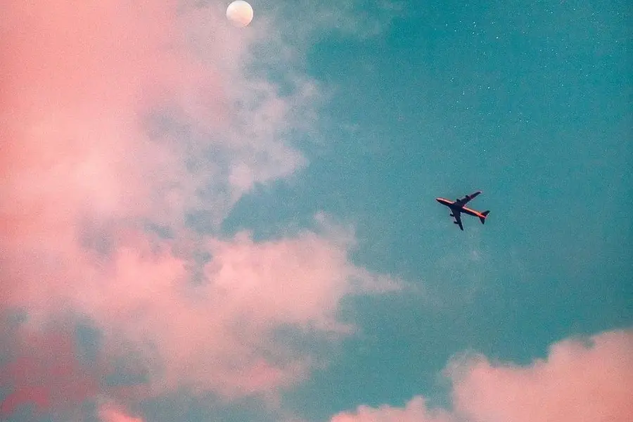 How Do I Send a Message on Delta?