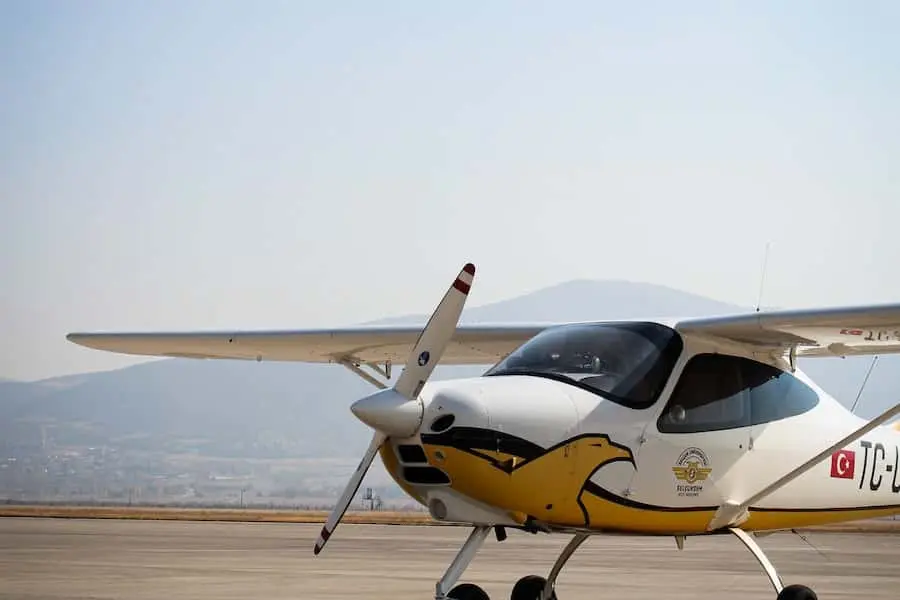 How to change name on Expedia account?